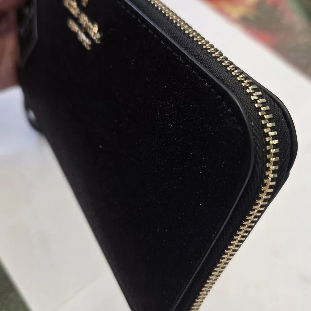 kate spade Glitter Medium L-zip Wristlet Black